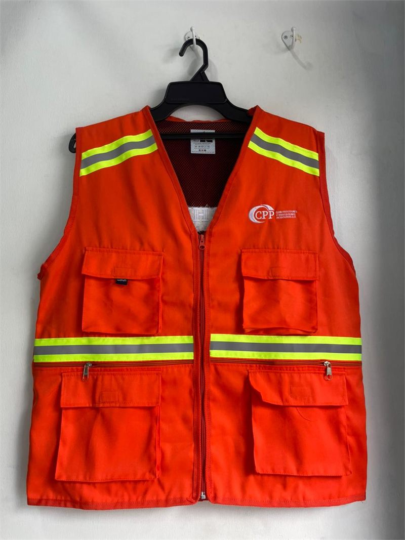 Chaleco de gabardina con Bordado